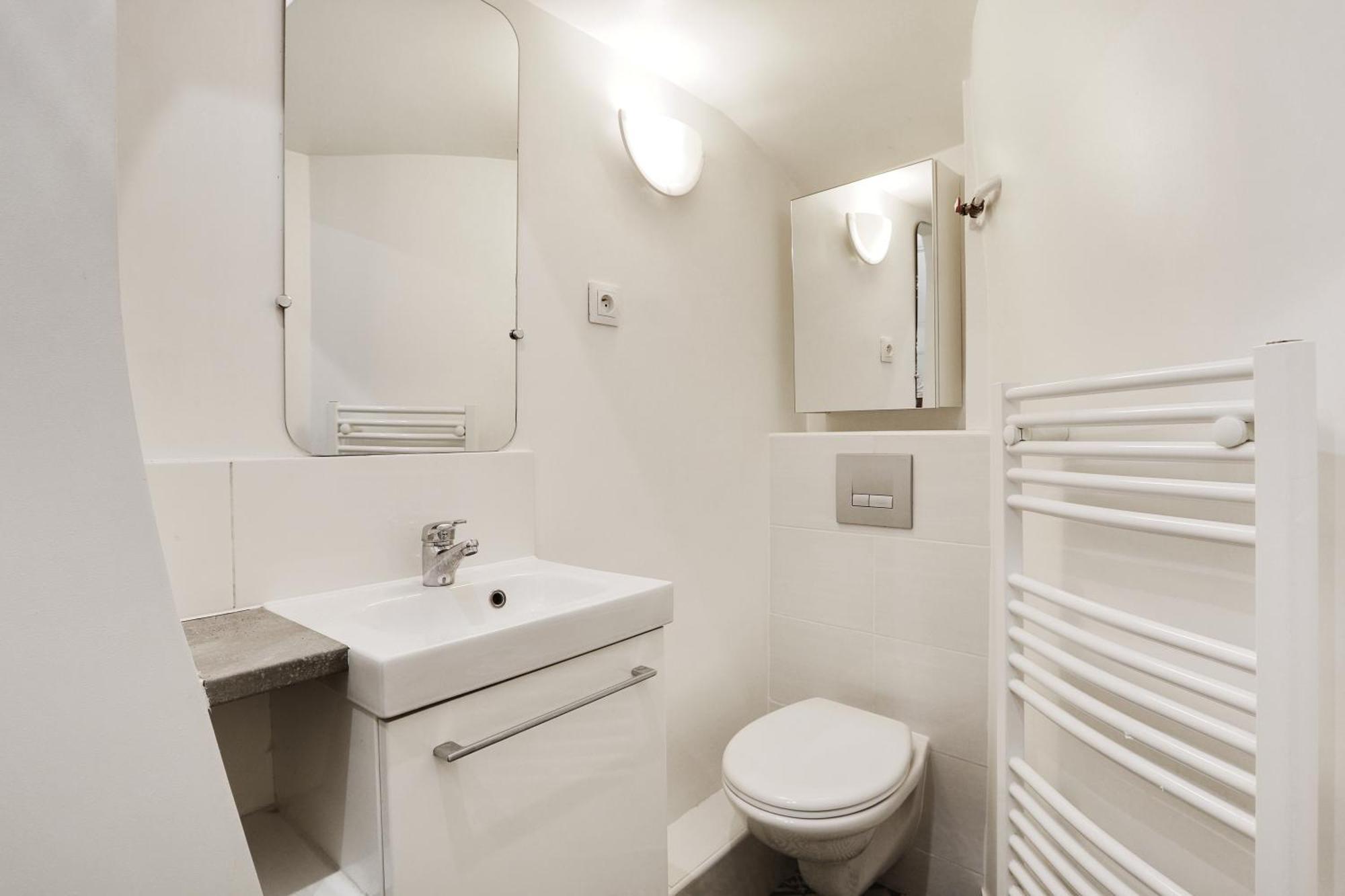 Pick A Flat's Apartements In Louvre-rivoli - Rue Du Roule Appartement *