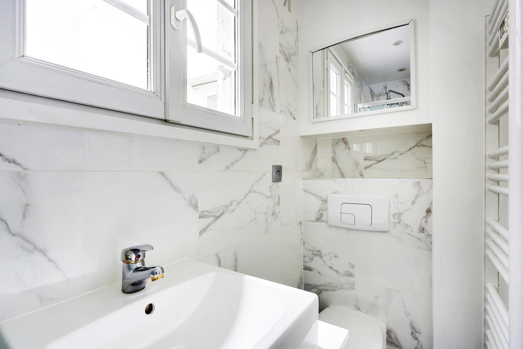 Appartement Pick A Flat's Apartements In Louvre-rivoli - Rue Du Roule *