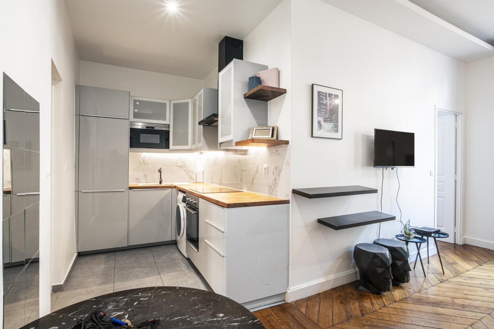 Appartement Pick A Flat's Apartements In Louvre-rivoli - Rue Du Roule *